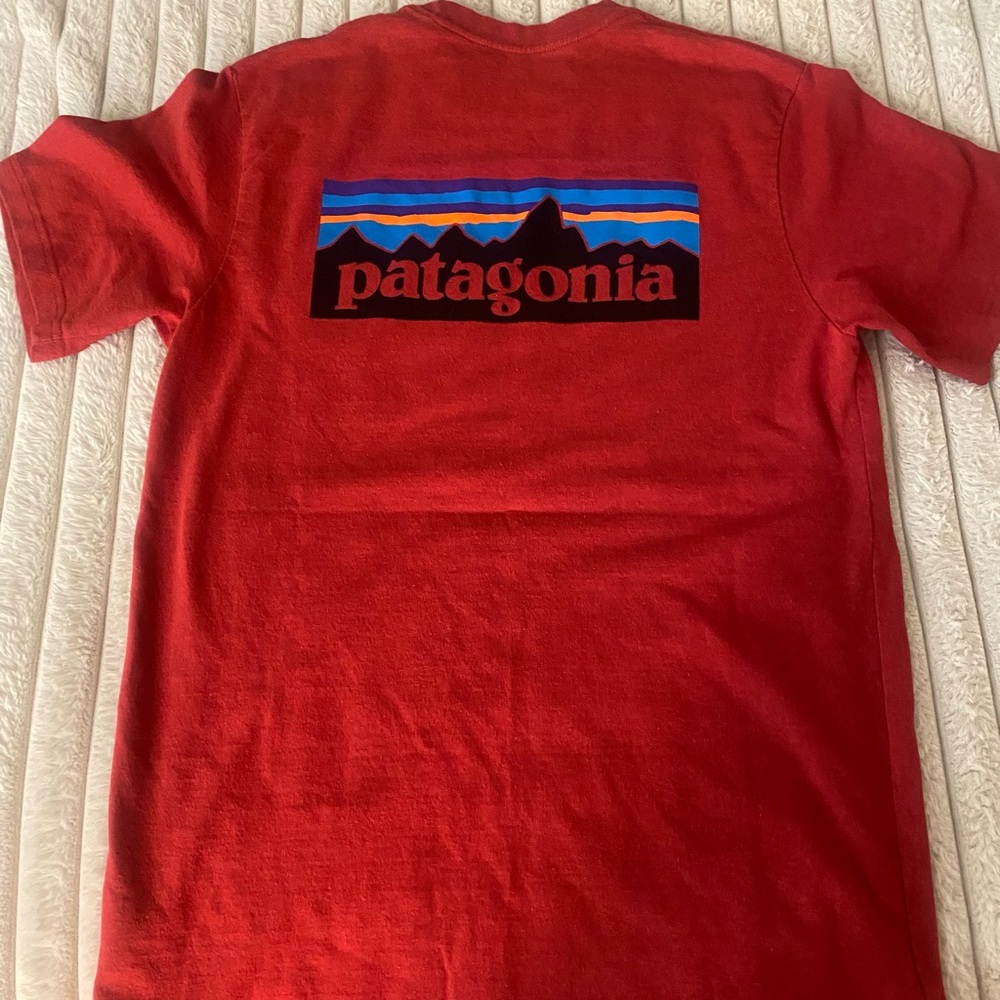 Patagonia Red Short Sleeve Tee
